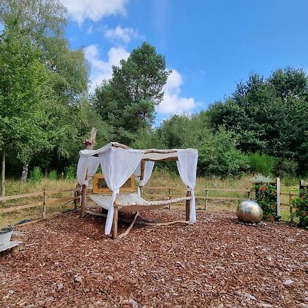 Luxury Bell Tent At Camping La Fortinerie Mouliherne المظهر الخارجي الصورة